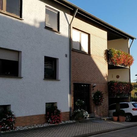 Ursula'S Ferienwohnung Marpingen Eksteriør bilde